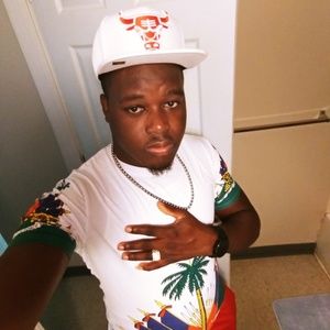 Meet your Posher, Papouche